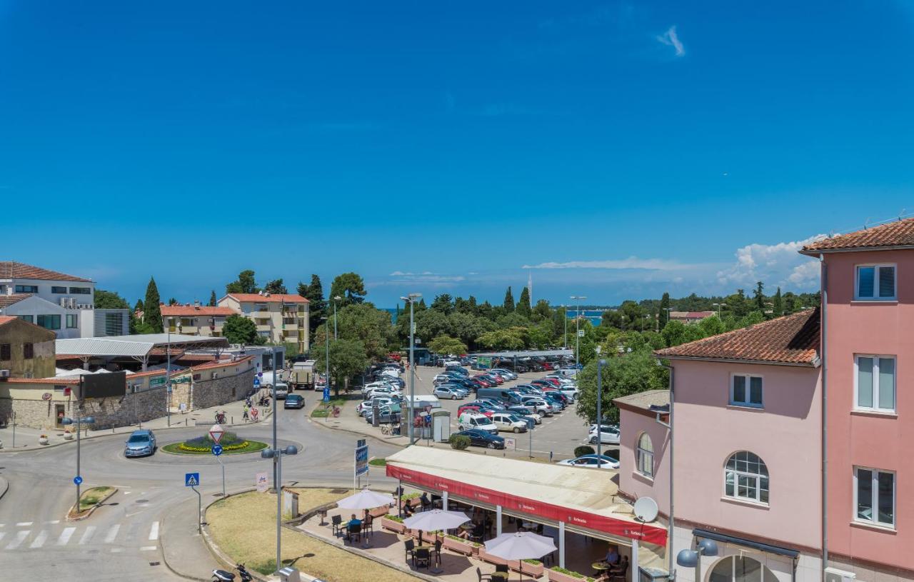 Val Di Sole 2 Apartment Porec Exterior photo